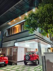 Luxurious 3 BHK AC Service Villa in Thrissur